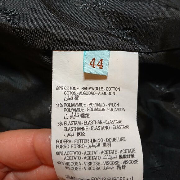 GUESS Black & White Stripe Jacket (NWOT) - Picture 7 of 8